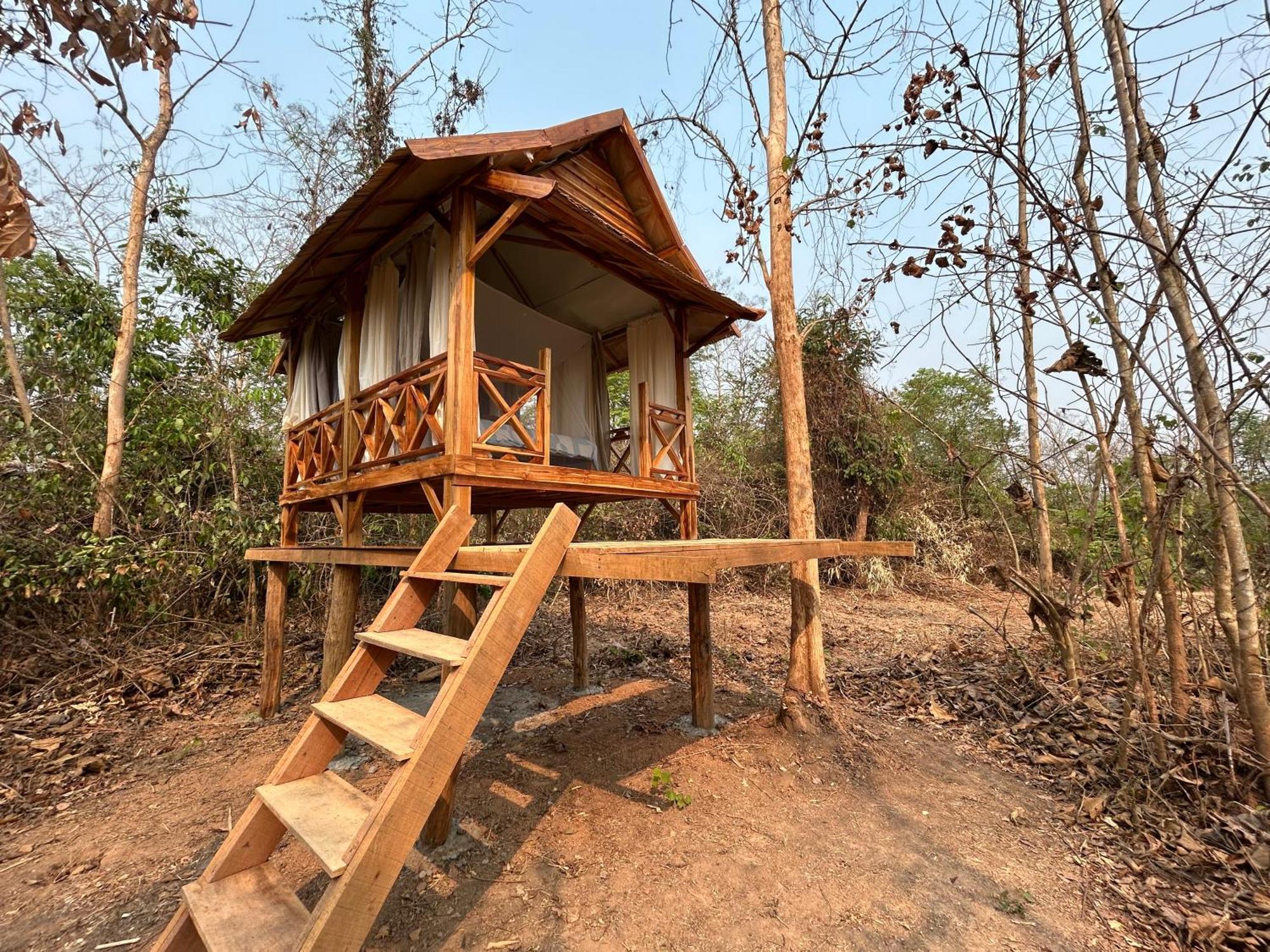 Namkhan Horses Stables Luang Prabang Ngoại thất bức ảnh